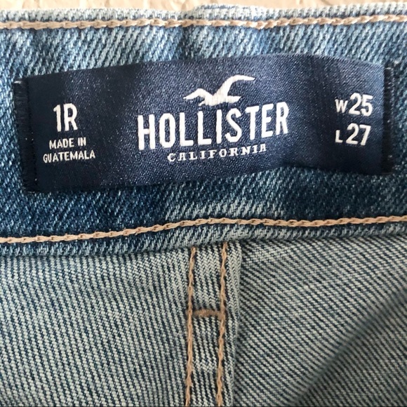 SOLD Hollister Ultra High-Waisted Mom Jeans - Picture 9 of 9